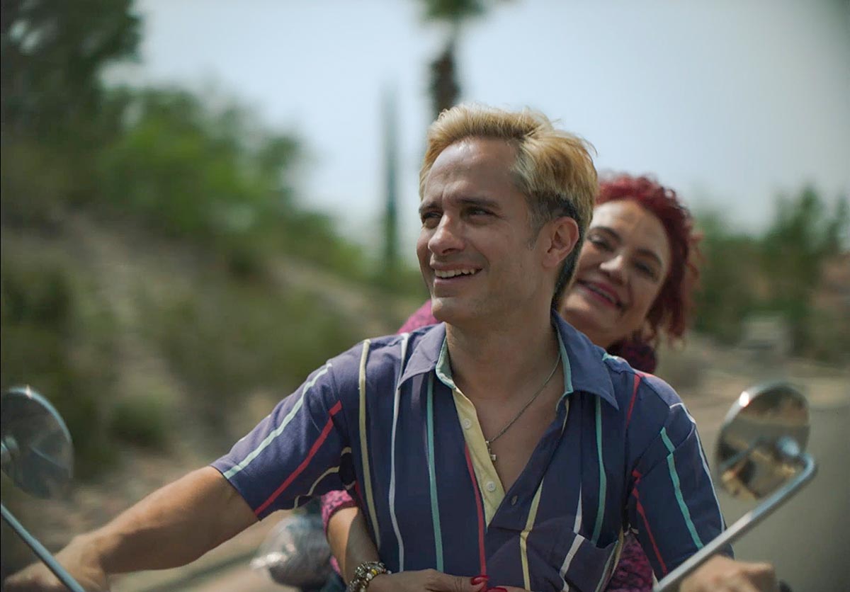 Gael Garcia Bernal and Perla De La Rosa in Cassandro